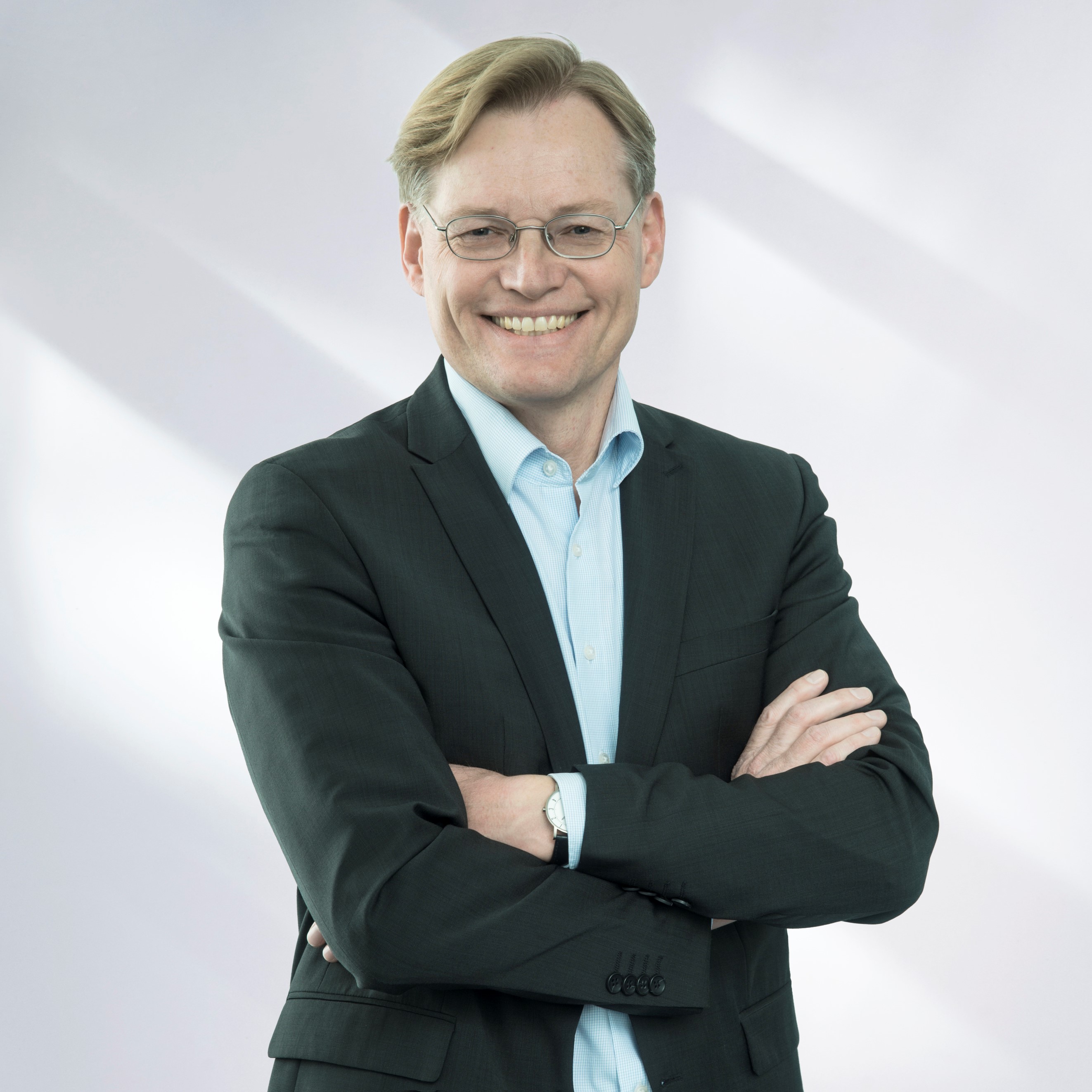 Portrait von Prof. Dr. med. Peter Kufer, dem Geschäftsleiter der Amgen Research (Munich) GmbH